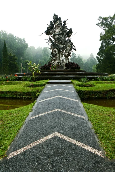Statue de Kumbakarna Laga — Photo