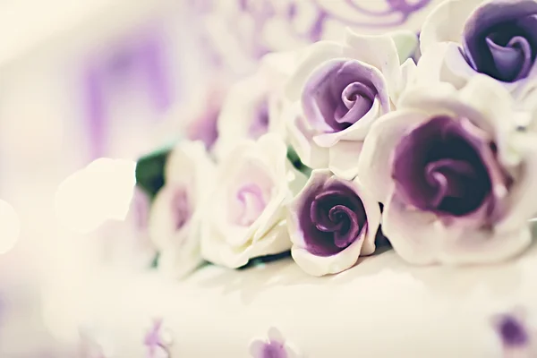Tort weselny kwiaty — Zdjęcie stockowe