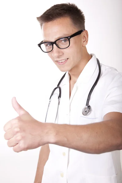 Jovem atraente médico masculino — Fotografia de Stock