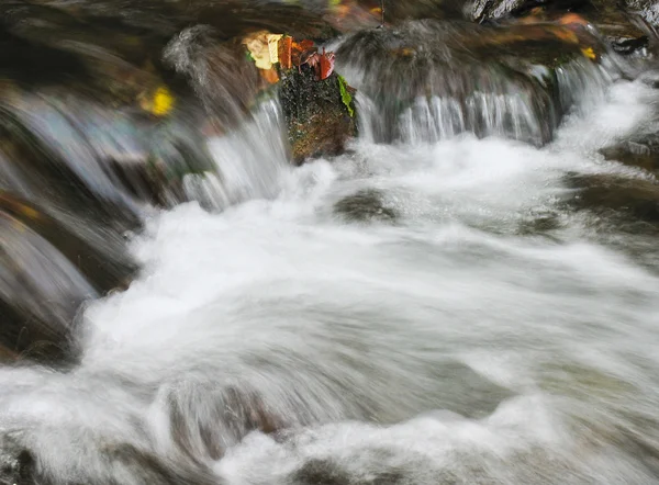 小河瀑布 — 图库照片