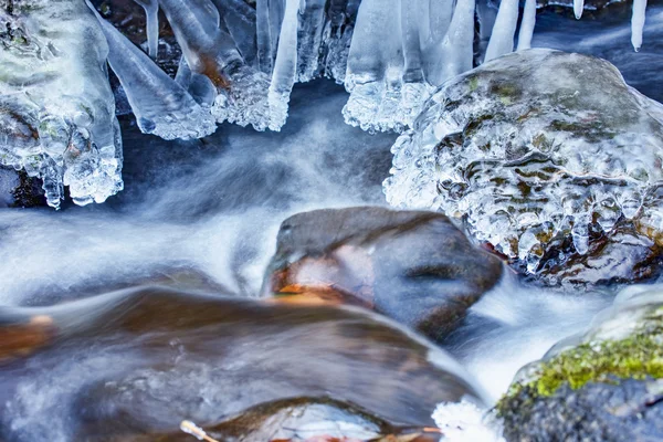 Creek vintern — Stock fotografie
