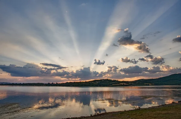 Sabah göl — Stok fotoğraf