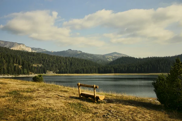 Színes gyönyörű tó — Stock Fotó