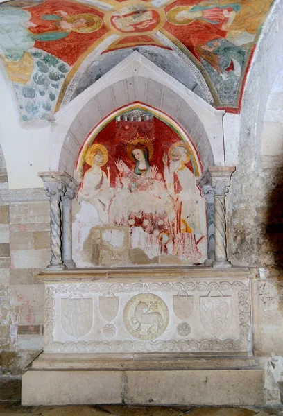 Trani katedralen: fresco i kryptan i St. Mary — Stockfoto
