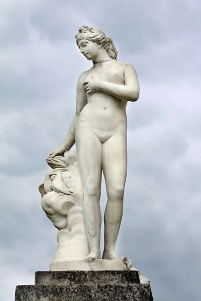 Скульптура грецької богині — стокове фото