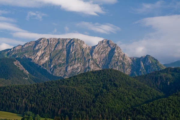 Giewont van gubalowka. Tatra gebergte. Polen. — Stockfoto
