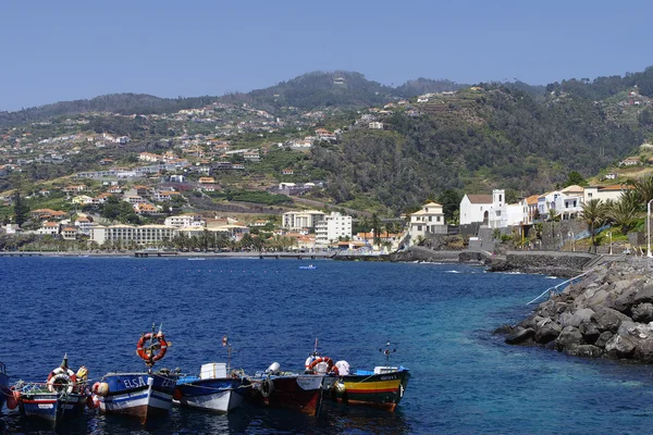 Vissersboten in santa cruz. Madeira — Stockfoto