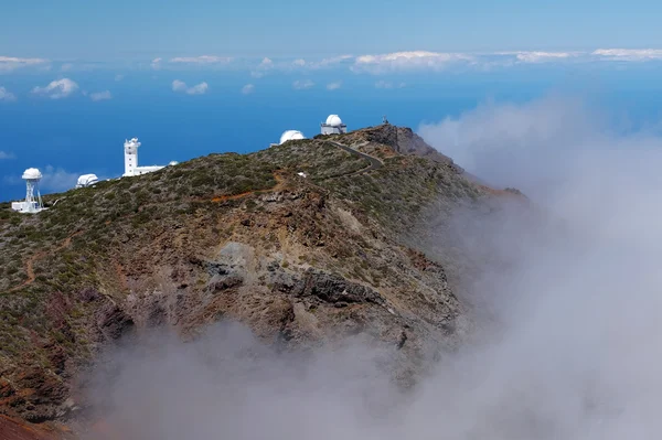 Astronomiska observatorium på toppen av ön — Stockfoto