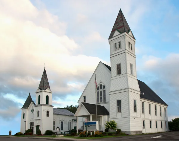 Две церкви — стоковое фото