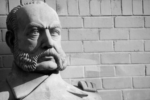 Семинарио, Мигель Грау
