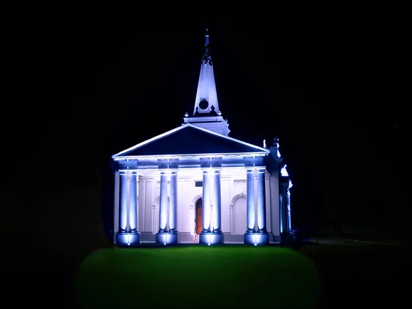 St. george's Kilisesi, gece. — Stok fotoğraf