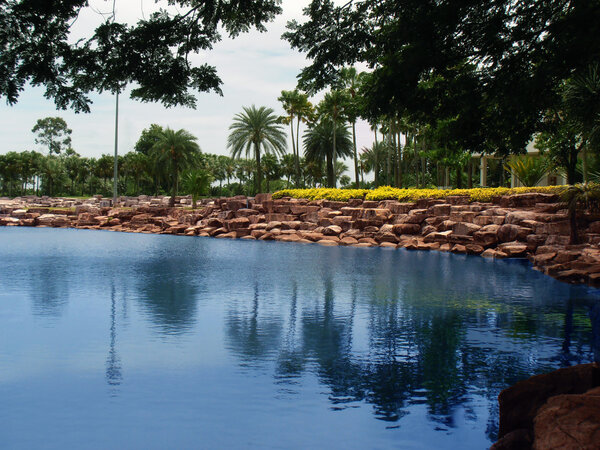 Nong Nooch Garden Lake.