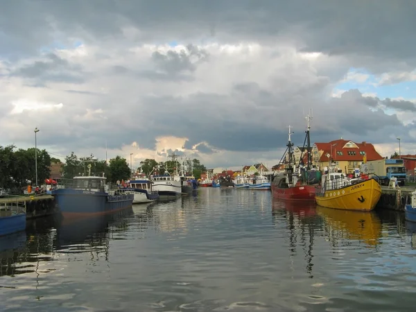 Liman ve deniz Polonya - tatil Baltık Denizi — Stok fotoğraf
