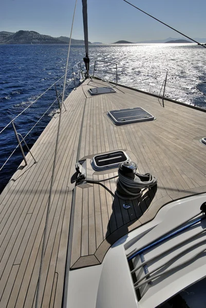 Deck des Segelbootes — Stockfoto