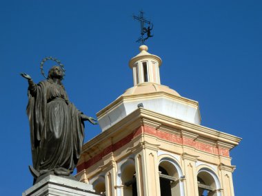 La Inmaculada Concepcion monument clipart