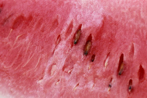 Groot stuk van watermeloen — Stockfoto