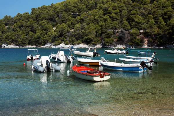 Skopelos tekneler — Stok fotoğraf