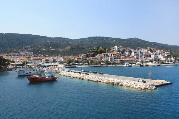 Skiathos Insel in Griechenland, Blick auf den Hafen — Stockfoto