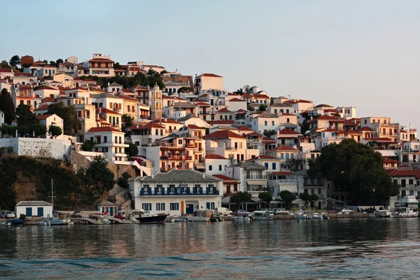 Skopelos island at evening — Stock Photo, Image