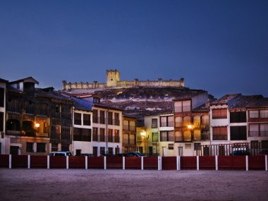 Plaza del Coso and Peñafiel castle clipart