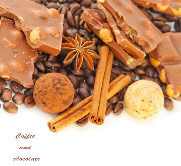 Tasse de café aux chocolats — Photo