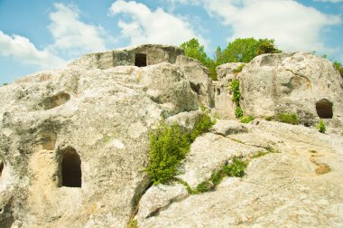 Şehir Kırım, Ukrayna dağlarında mağara