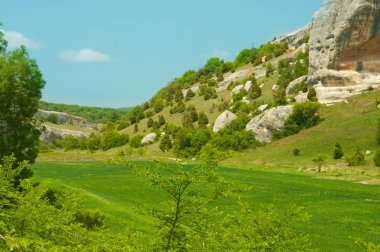 Şehir Kırım, Ukrayna dağlarında mağara