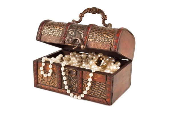 Age-old trunk with valuables — Stock Photo, Image