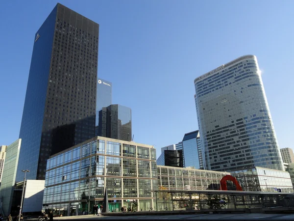 La Defense, modern financial commercial center in Paris — Stock Photo, Image