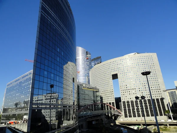 Современная архитектура, La Defense - деловой район Парижа Стоковое Изображение