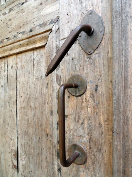 Une vieille porte en bois — Photo