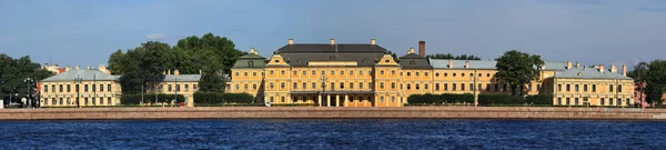 Palácio do Príncipe Menshikov — Fotografia de Stock