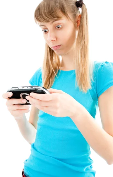 Junges Mädchen spielt Videospiel — Stockfoto