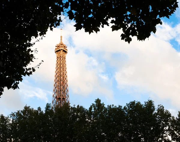 Toppen av Eiffeltornet. — Stockfoto
