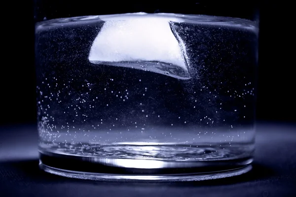 Gelo em vidro — Fotografia de Stock