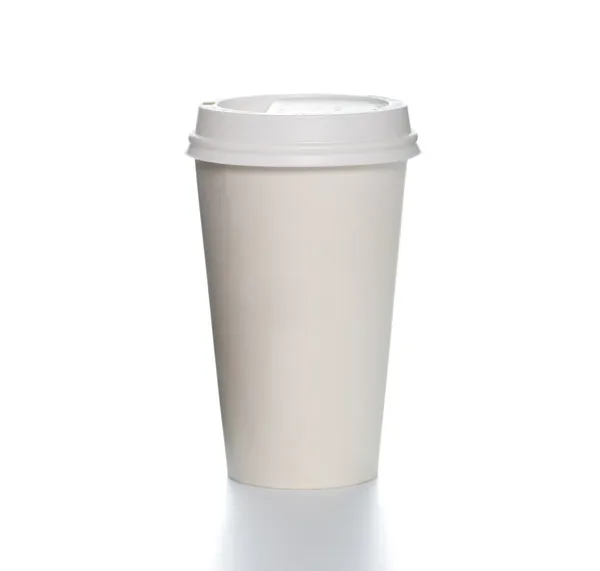 Бумажная чашка кофе с пластиковой крышкой — стоковое фото