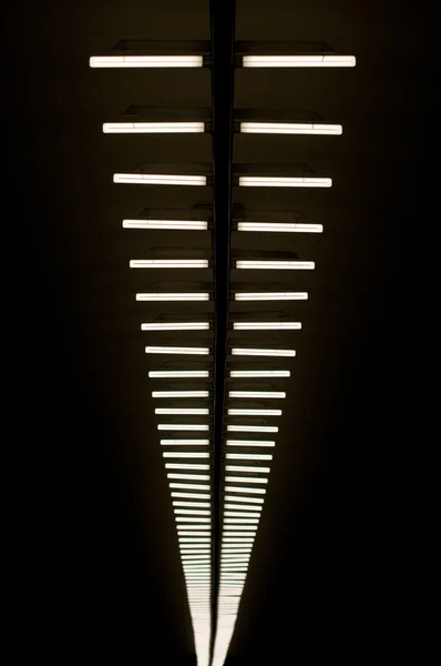 Lampen in U-Bahn — Stockfoto