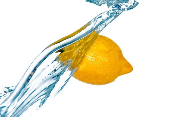 Salpicos de água de limão — Fotografia de Stock