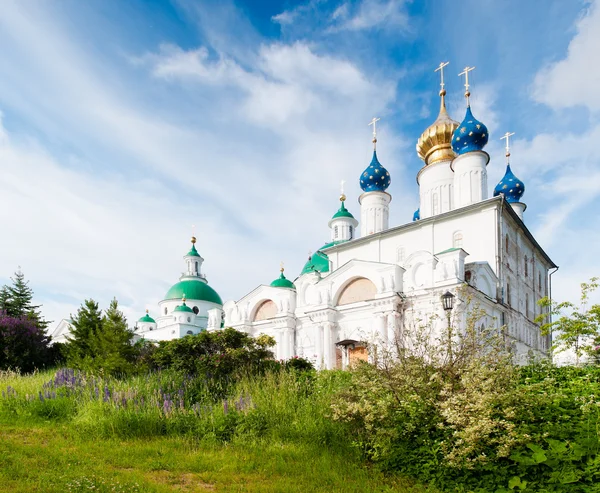 罗斯托夫、 俄罗斯的斯 jakovlevskij 修道院. — 图库照片