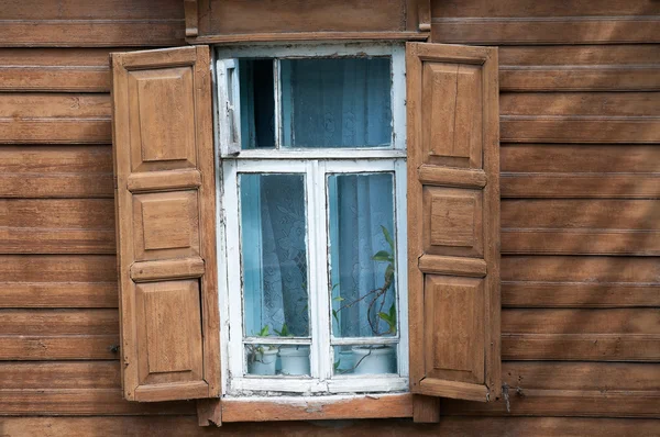 Window of old wooden house. — Stock Photo, Image