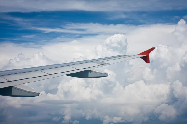 Uçak penceresinden görüntülemek — Stok fotoğraf