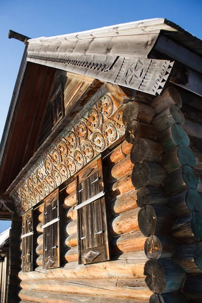 Wooden log house — Stock Photo, Image