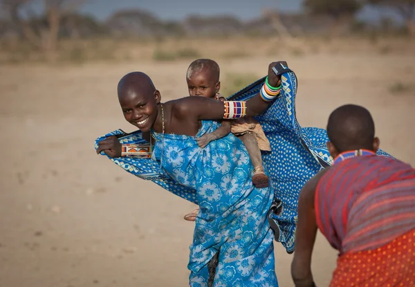 Šťastný dvanáctiletou Keňa, Afrika — Stock fotografie