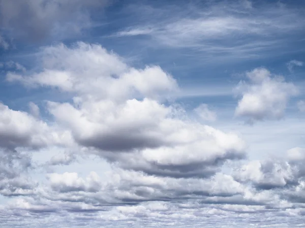 Fehér felhők Stock Kép
