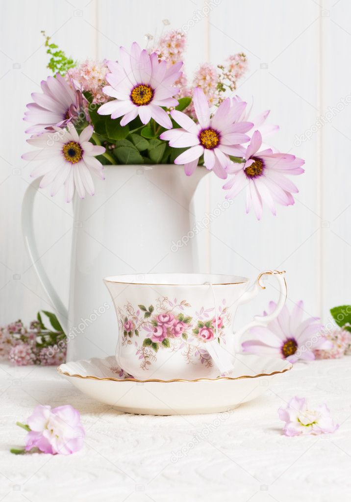 Teacup & Flowers