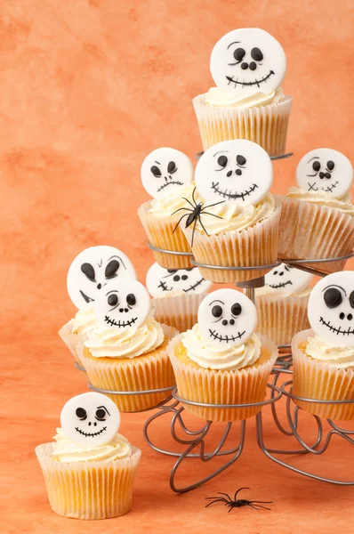 Cupcakes esqueleto rosto — Fotografia de Stock