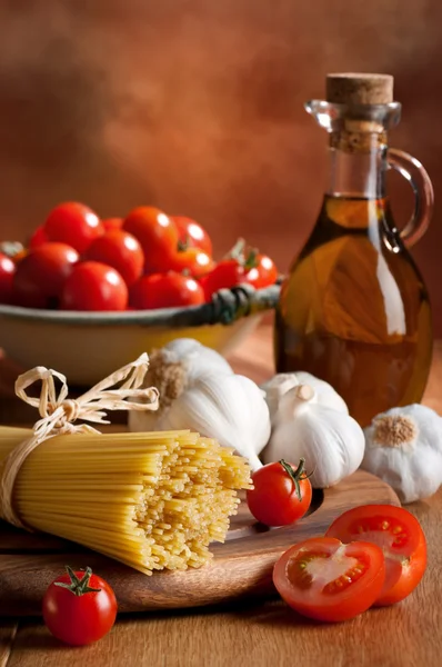 Zubereitung italienischer Spaghetti — Stockfoto