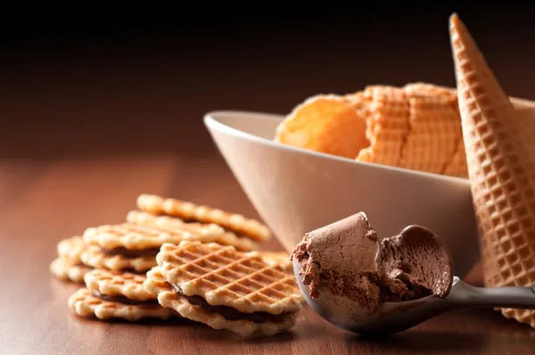 Σοκολάτα παγωτό σέσουλα — Φωτογραφία Αρχείου
