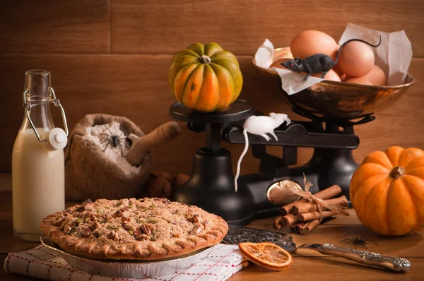 ハロウィーン カボチャのパイ — ストック写真