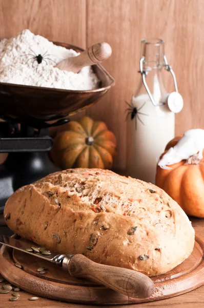 Halloween dýňový chléb — Stock fotografie
